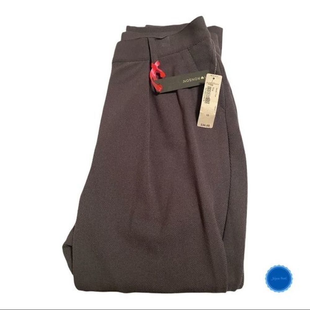 I ♥️ Ronson Grey Pants - Picture 6 of 9